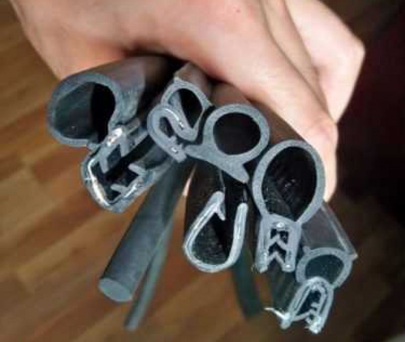 نوار طولی لاستیکی