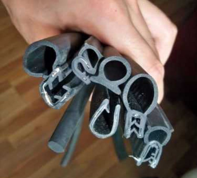 نوار طولی لاستیکی